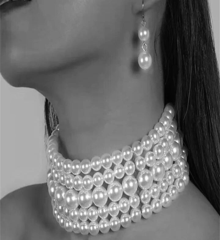 Queen Pearl Chocker