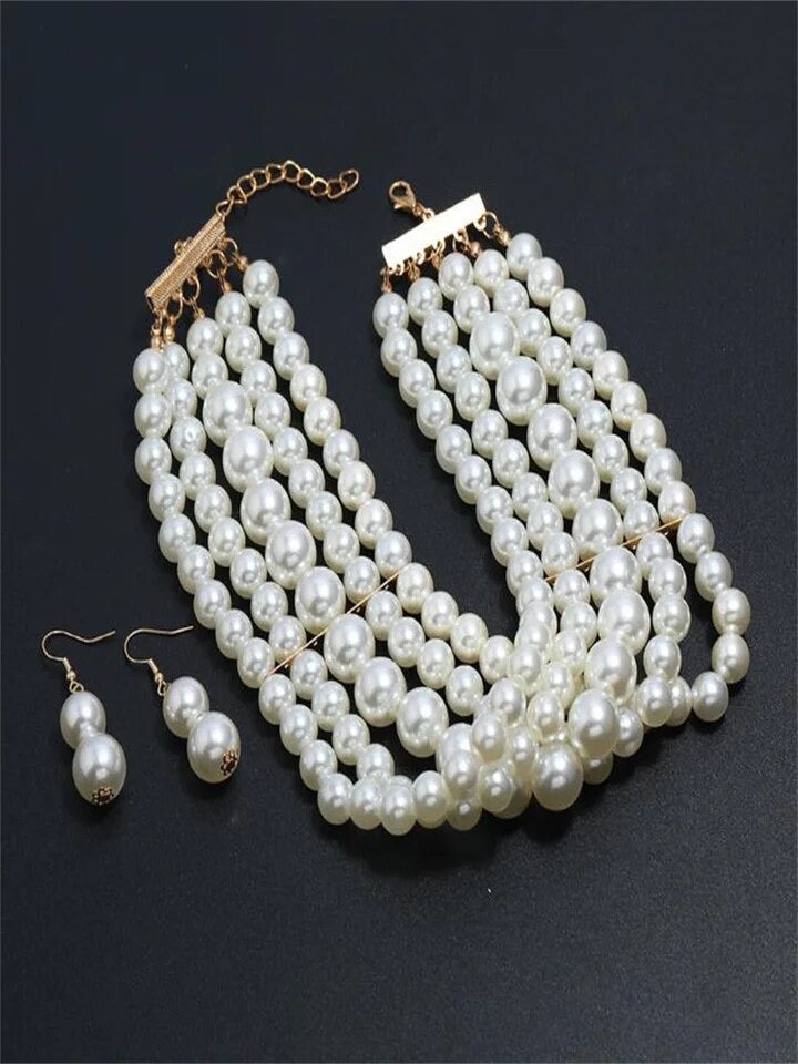 Queen Pearl Chocker